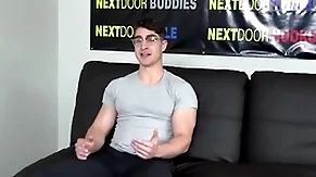 Muscled solo radiate with glasses wanks added to cums on a catch performers
