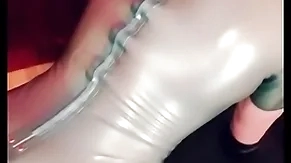 Moni yellow-belly latex anal