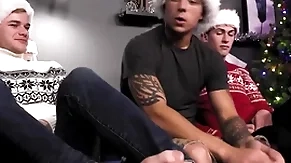 Gay chum fucks bf & his stepbrother around threesome