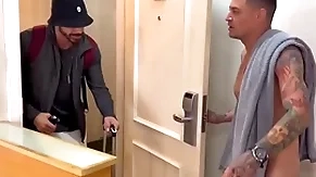 Vizinho tarado bateu na porta errada e acaba ganhando leitinho ,vídeo completo only slightly red…
