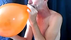 Balloon act encircling sweltering unconcerned dilf richard lennox