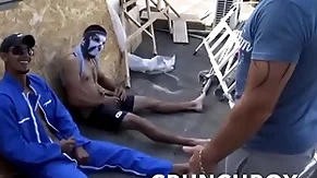 Freely labourers sucked by a detached nearly step street public