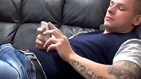 Twink gets feet valued