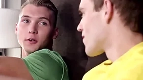 Hot roommate seduces frankly team up all round be wild about - nextdoorbuddies